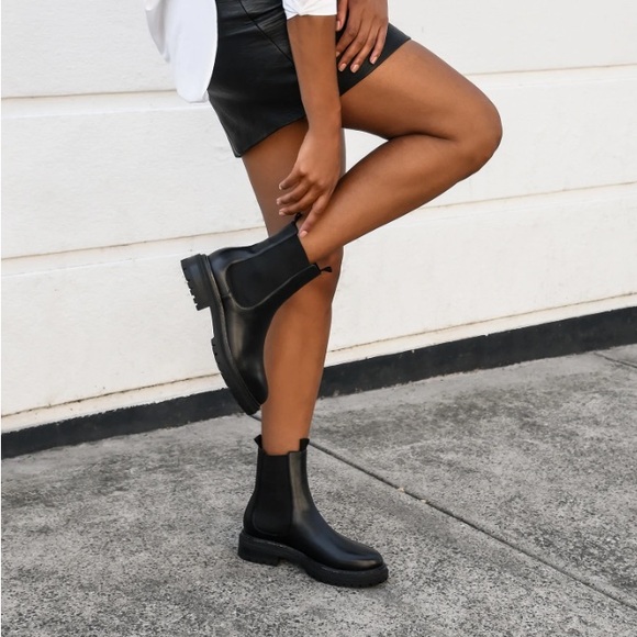 Jo Mercer Raleigh Chelsea Boot - Picture 1 of 5